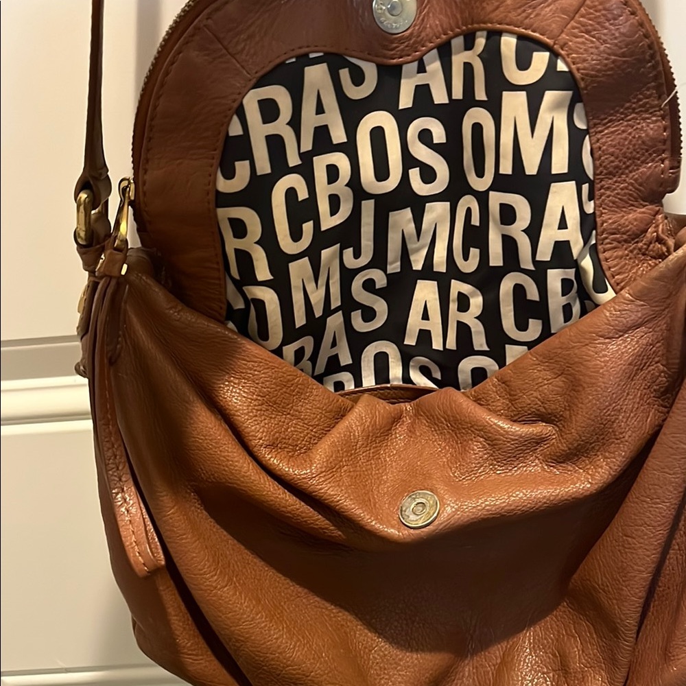 Marc Jacobs Cognac Leather Shoulder Bag - Picture 13 of 15
